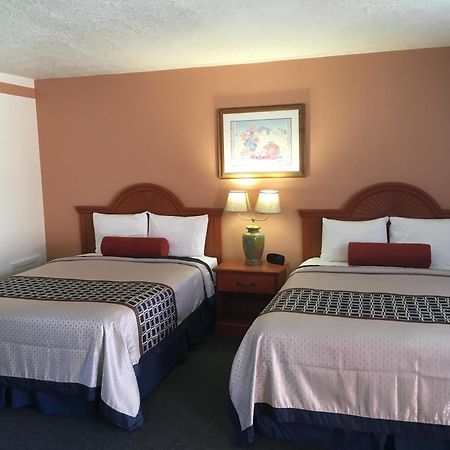 Casa Lemus Inn 拉顿 外观 照片
