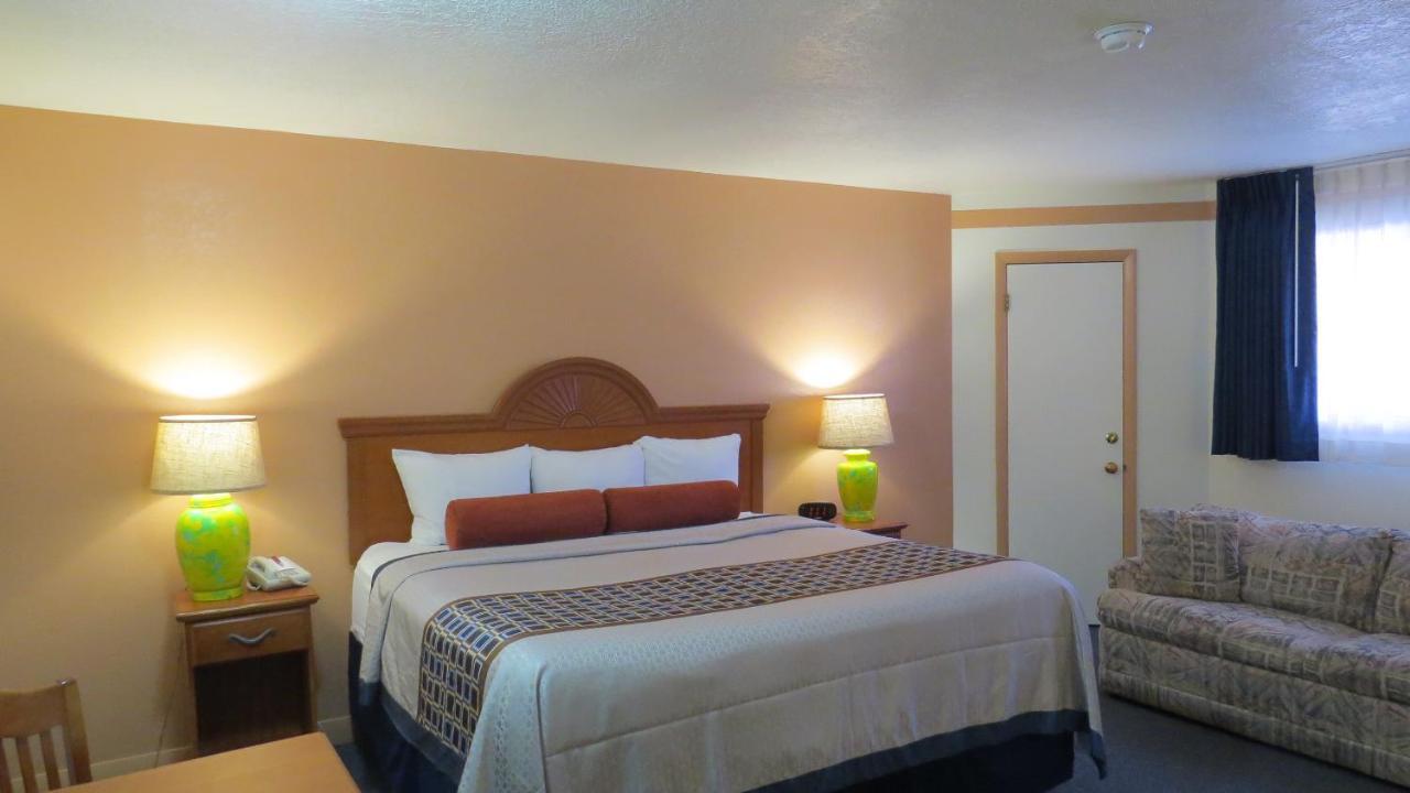 Casa Lemus Inn 拉顿 外观 照片