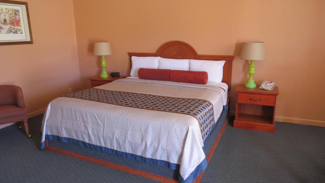 Casa Lemus Inn 拉顿 外观 照片